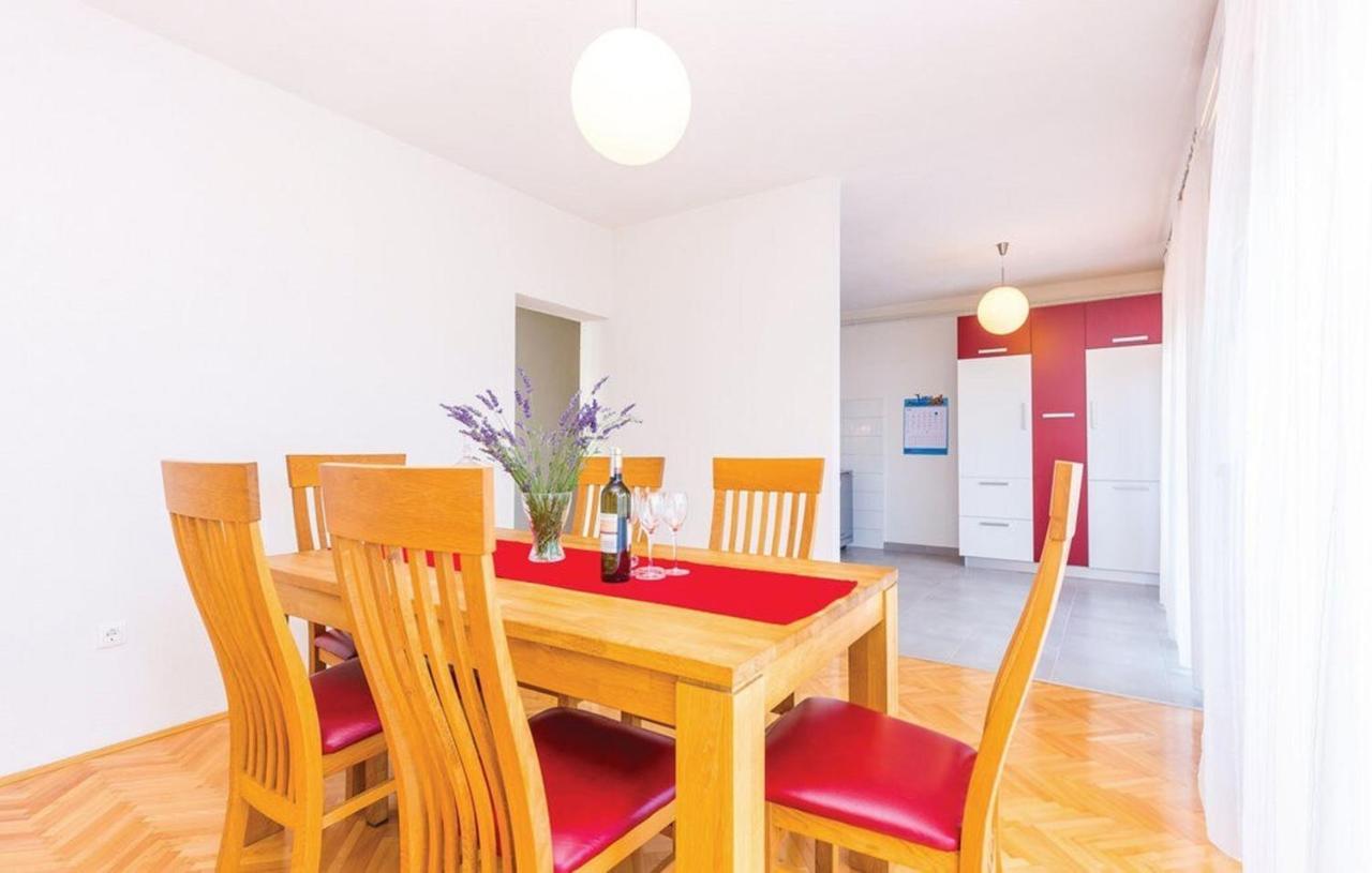 Big White Apartment Нови-Винодолски Экстерьер фото