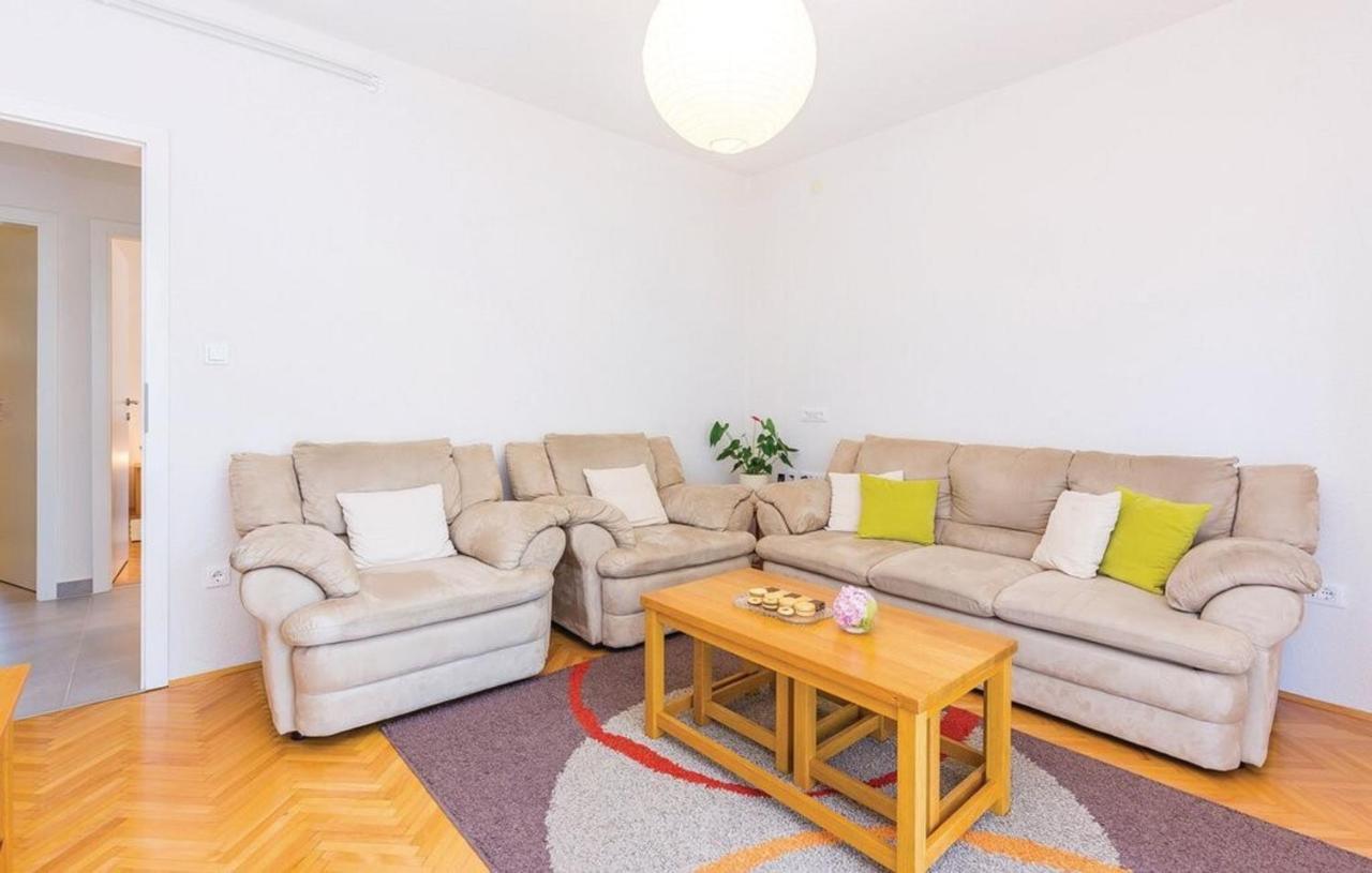 Big White Apartment Нови-Винодолски Экстерьер фото