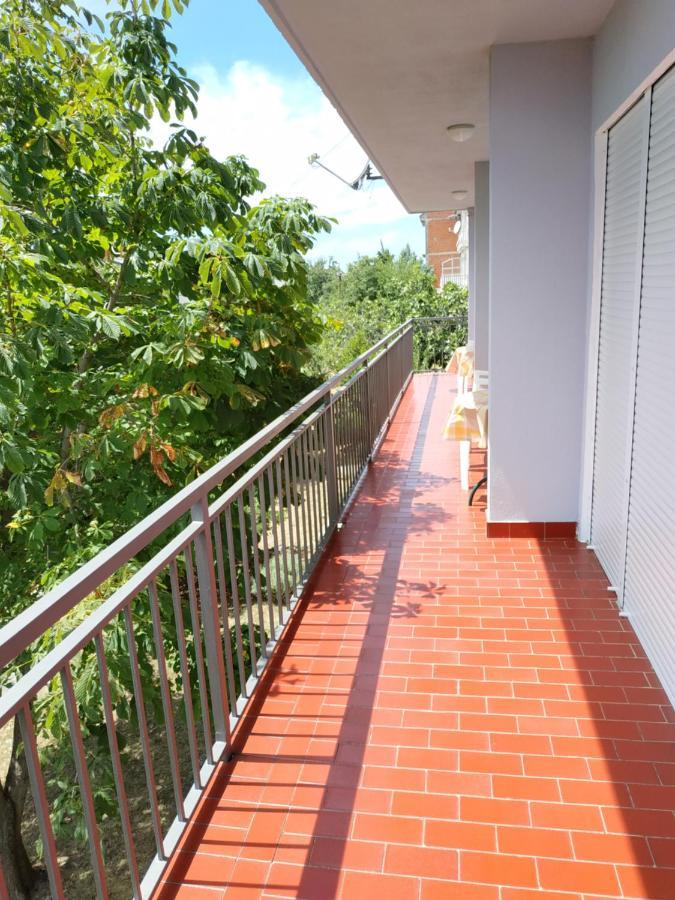Big White Apartment Нови-Винодолски Экстерьер фото